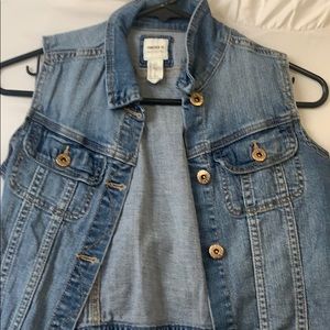 Jean jacket i’m good conditions